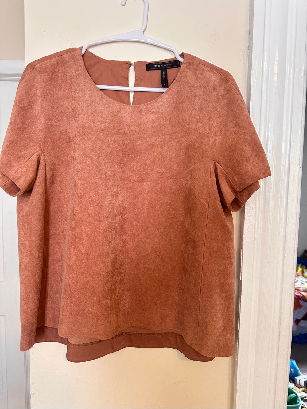 BCBGMaxAzria Suede-Look Short Sleeve Top in Rust